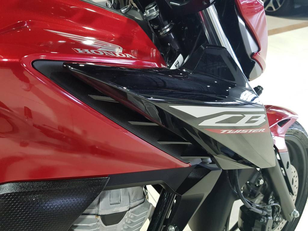 Honda CB 250 Twister Twister flex    2025