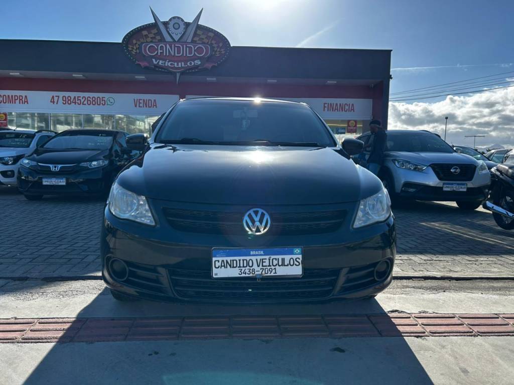 Volkswagen Gol 1.0 8v    2013