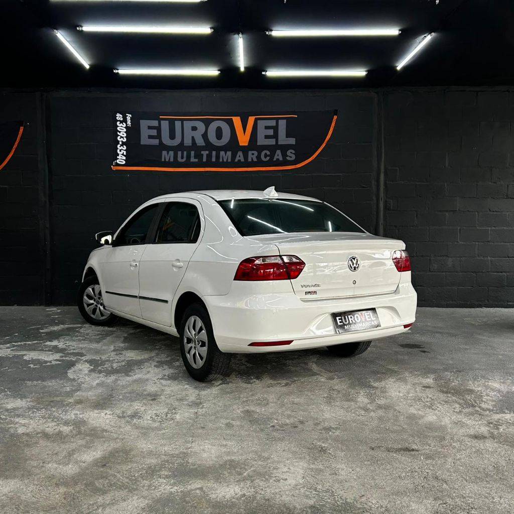 Volkswagen Voyage 1.0/1.0 city mi total flex 8v 4p    2014