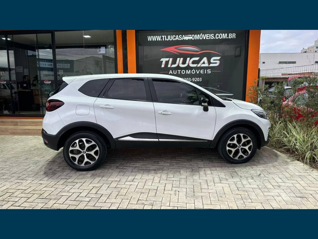 Renault Captur 2.0 intense flex aut. 16v    2018