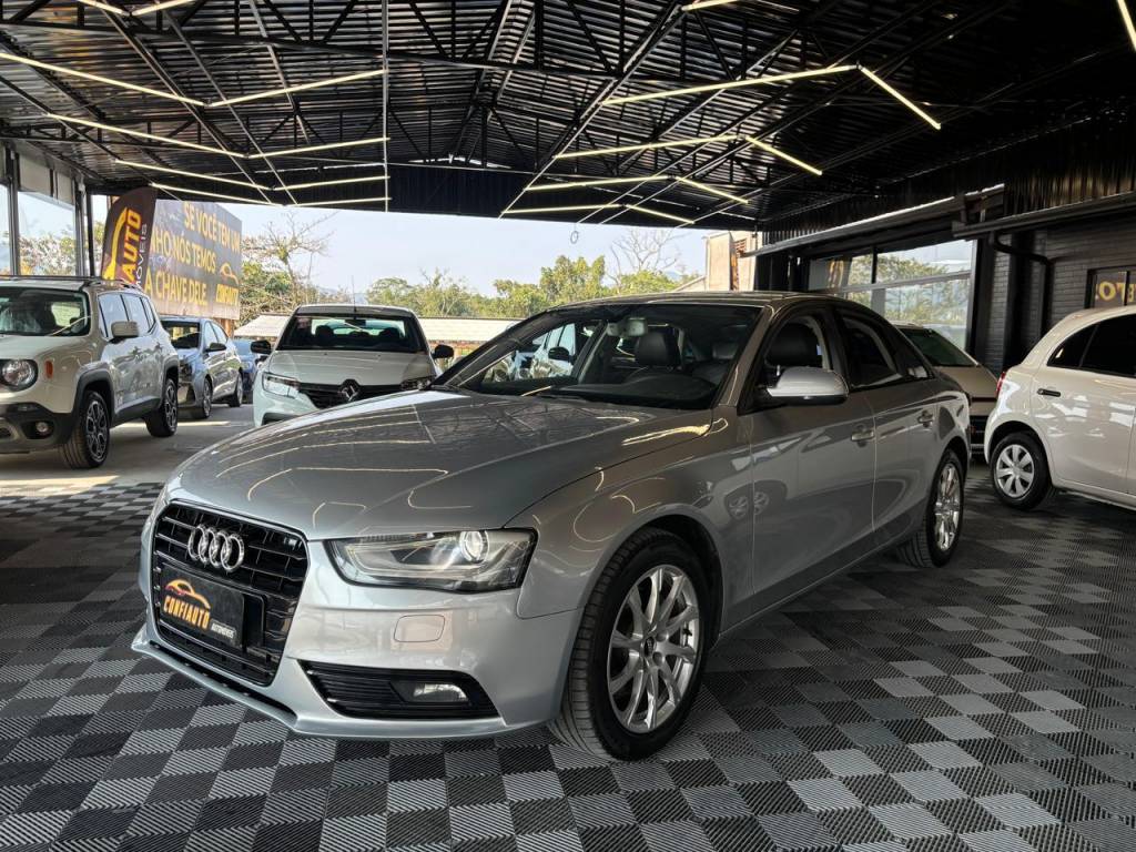 Audi A4     2015