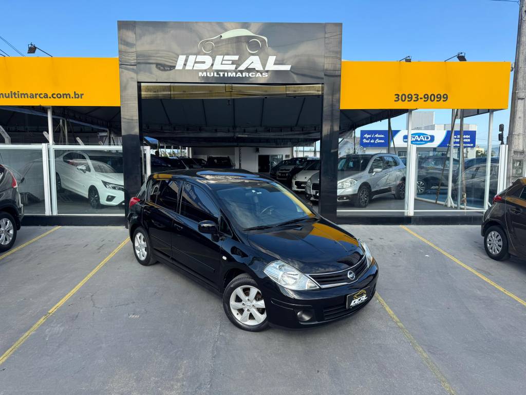 Nissan Tiida 1.8 16V    2011