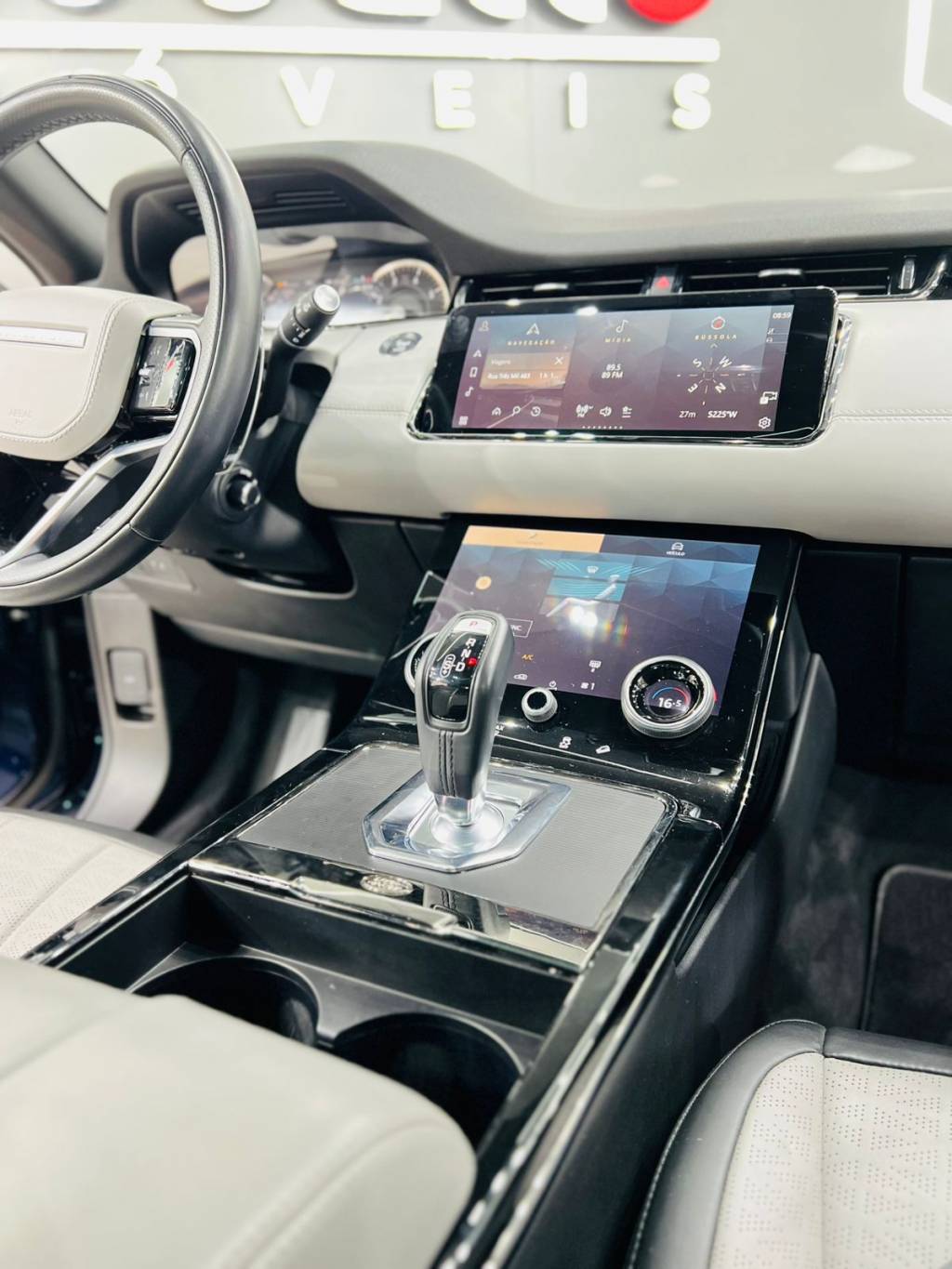 Land Rover Range Rover 2.0    2023