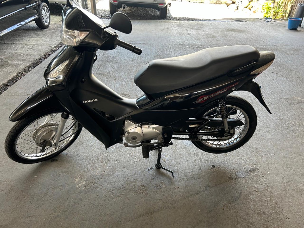 Honda Biz 125 Es    2010