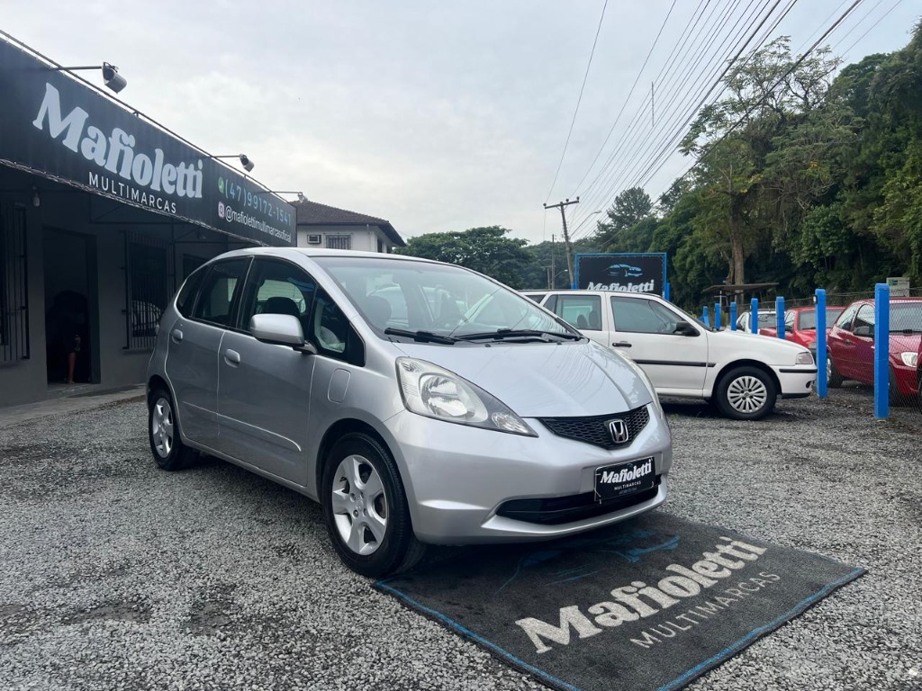 Honda Fit lx    2011