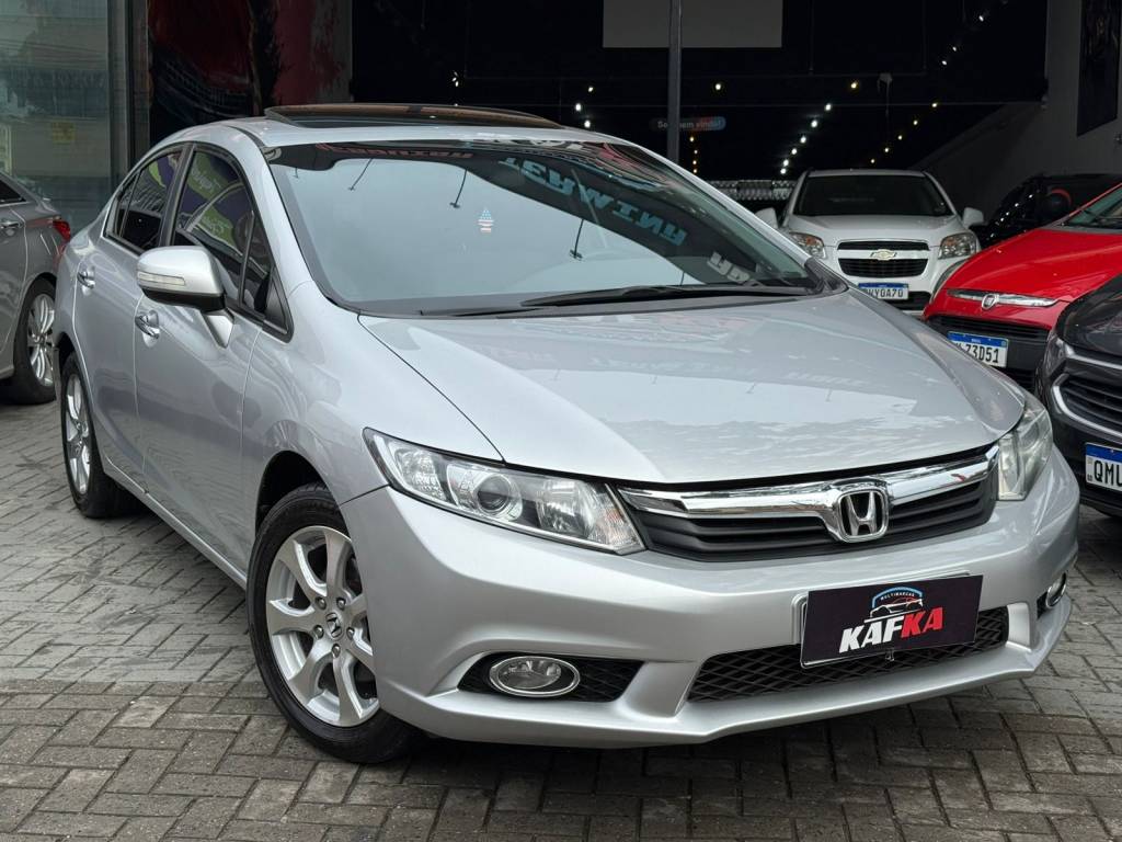 Honda Civic 2.0    2014