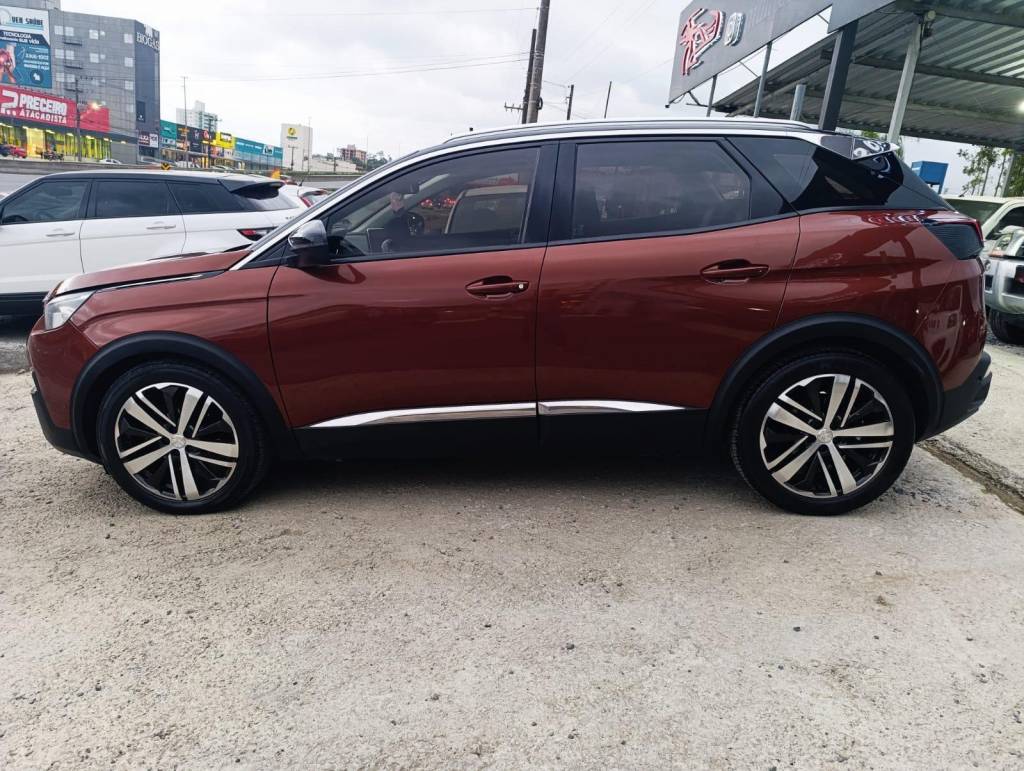 Peugeot 3008 /  griffe at    2020