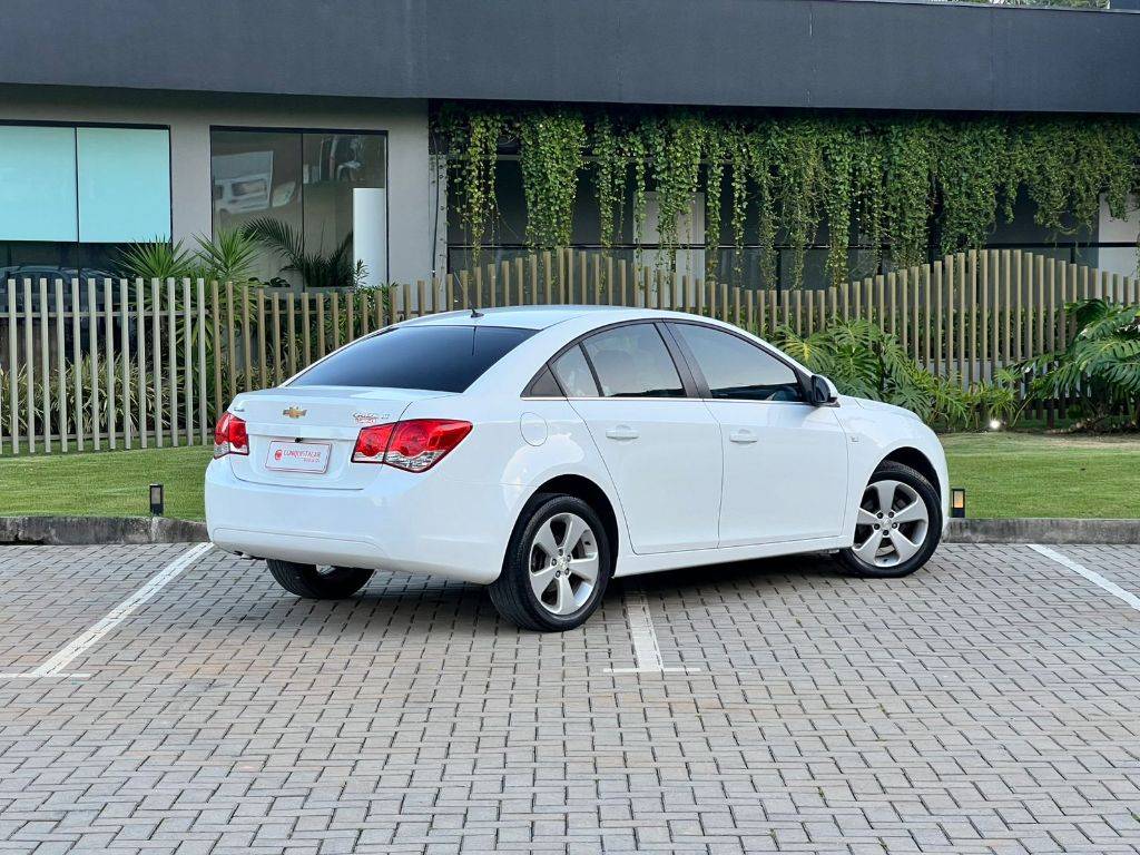 Chevrolet Cruze Lt 1.8 16v flexpower 4p mec.    2014