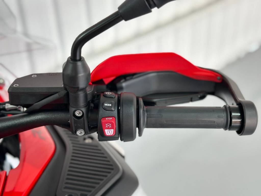 BMW R 1300 GS Adventure plus abs    2026