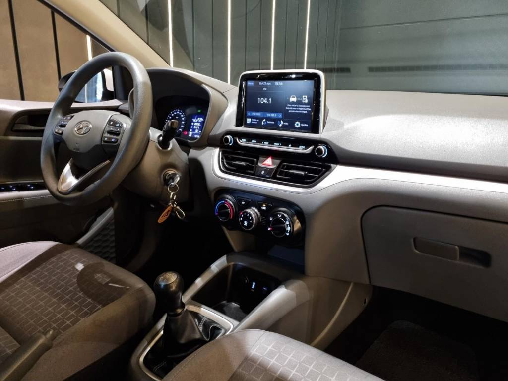 Hyundai HB20S Comfort 1.0  flex 12v manual.    2023