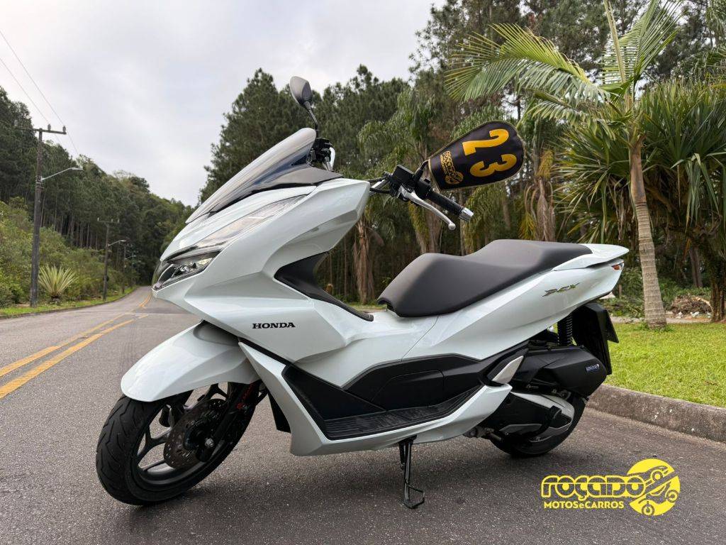 Honda PCX 160 DLX    2023