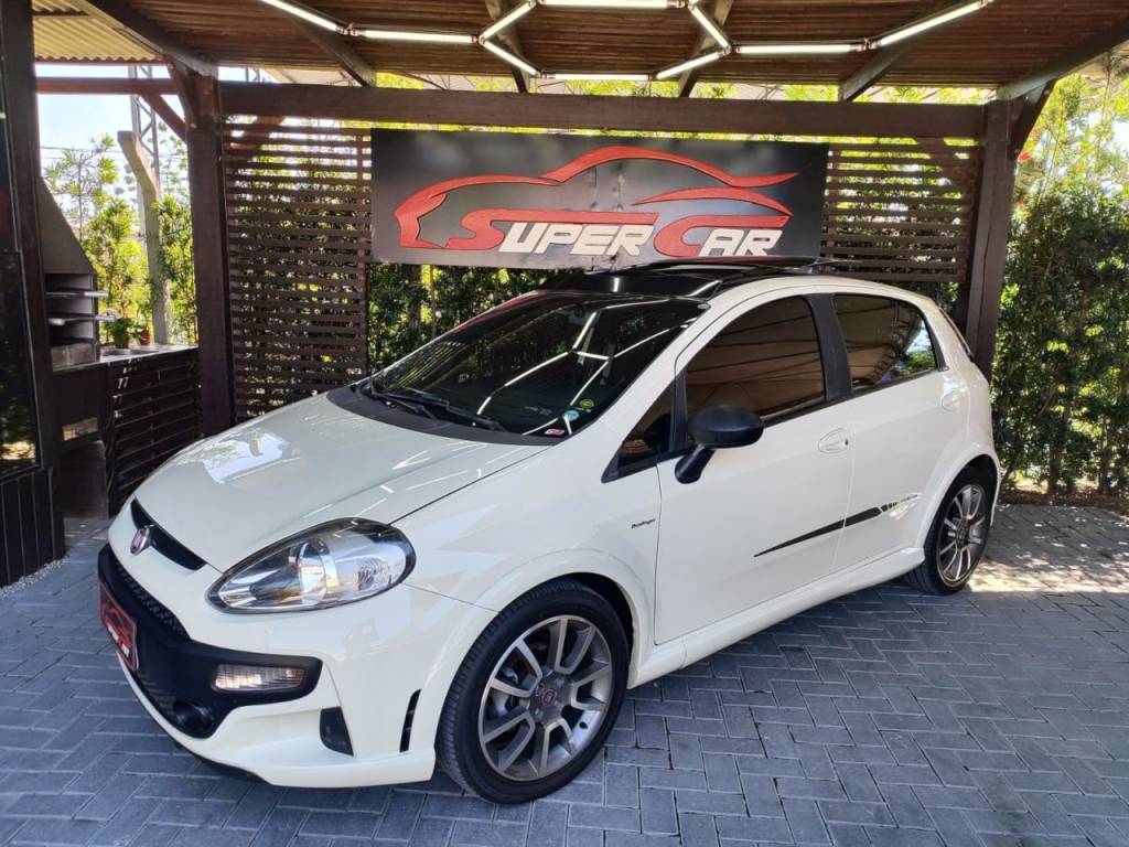 Fiat Punto BLACKMOTION Dual. 1.8 Flex 16v 5p    2014