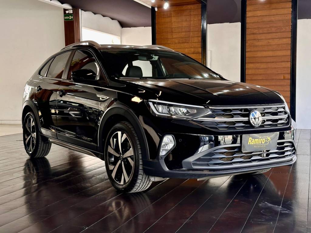 Volkswagen Nivus W/ HL TSI    2023