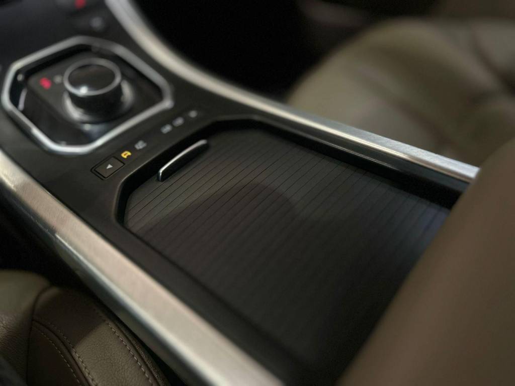 Land Rover Range Rover Evoque Pure  2.0 aut.    2012