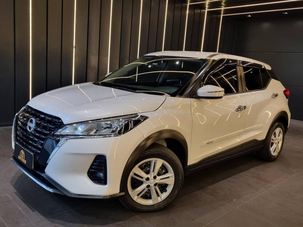 Nissan Kicks ACTIVE CVT    2024