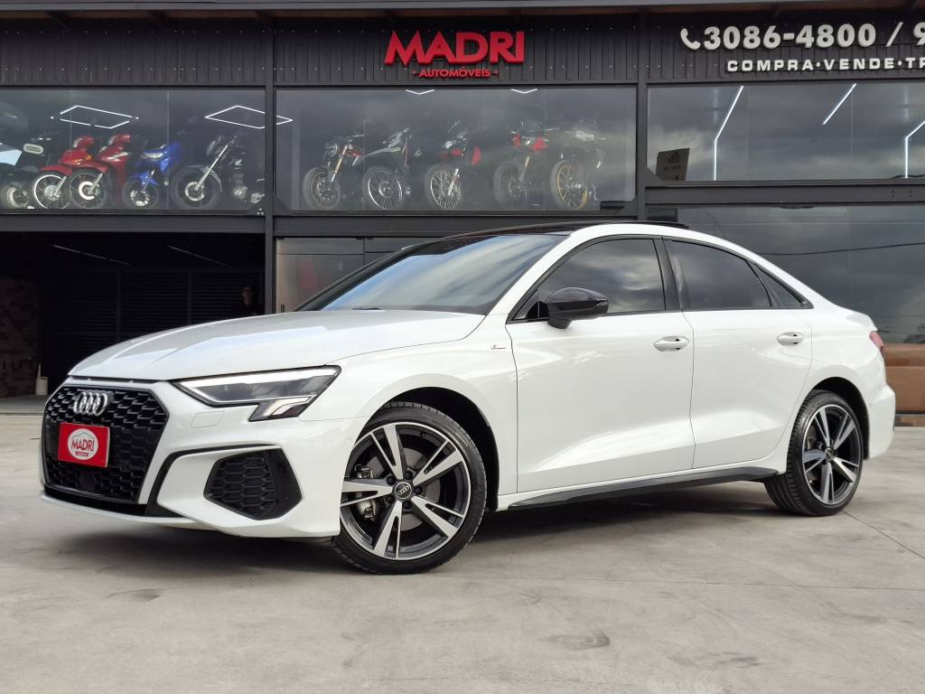 Audi A3 2.0 TFSI S-tr. (Hib.)    2024