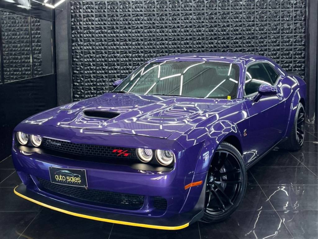 Dodge Challenger 6.4 v8 hemi gasolina r/t scat pack torqueflite    2023