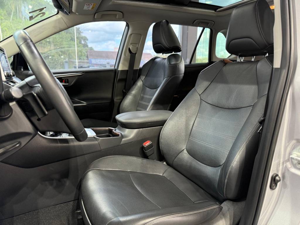 Toyota RAV-4 / 4h sxawd cnt    2021