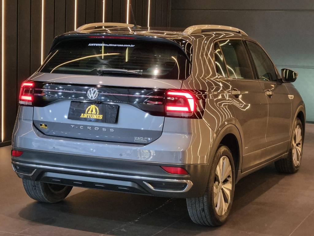 Volkswagen T-Cross Highline 250 tsi 1.4 flex 16v 5p automático.    2020