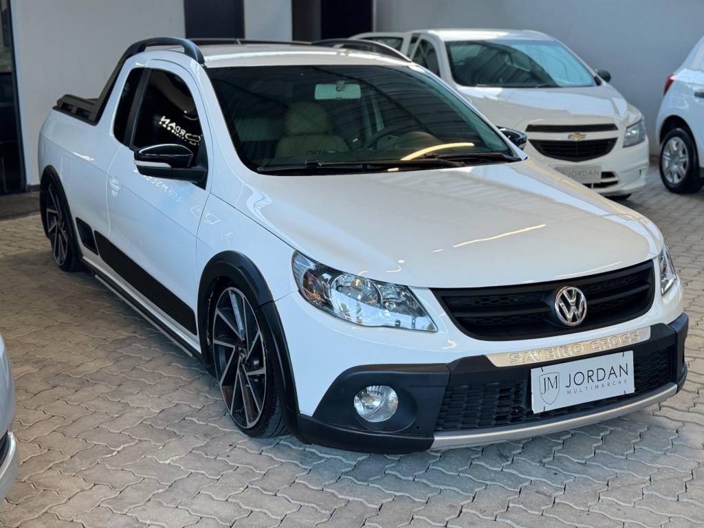 Volkswagen Saveiro 1.6 cross mi total flex ce 8v    2013
