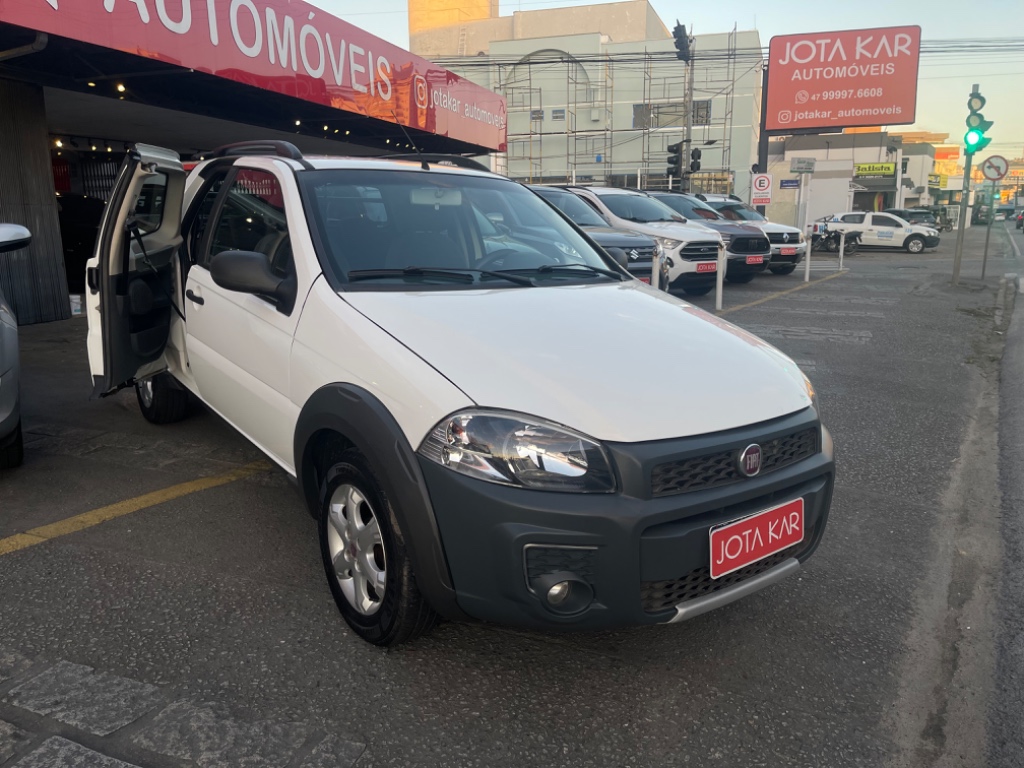 Fiat Strada Working    2015