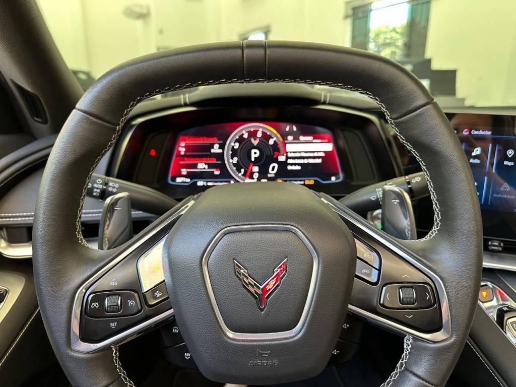 Chevrolet Corvette Stingray 1lt conversÍvel v8 502cv    2024