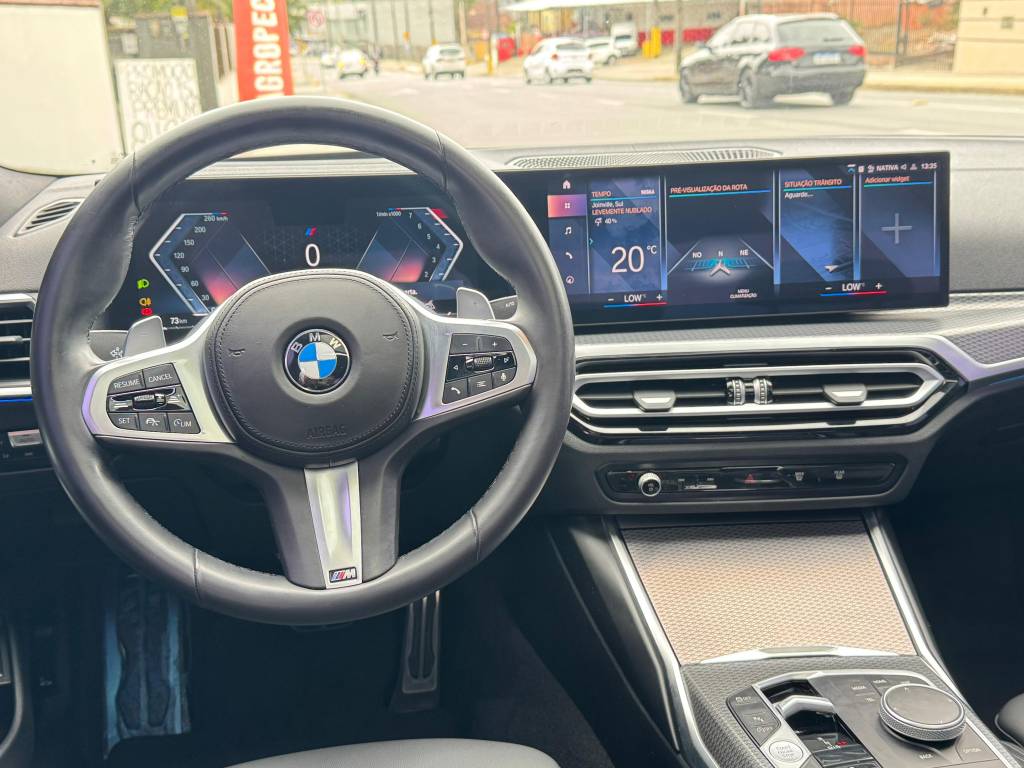 BMW 220i 2.0 16v    2023