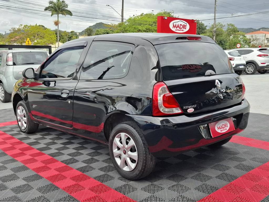 Renault Clio 1.0 16v    2015