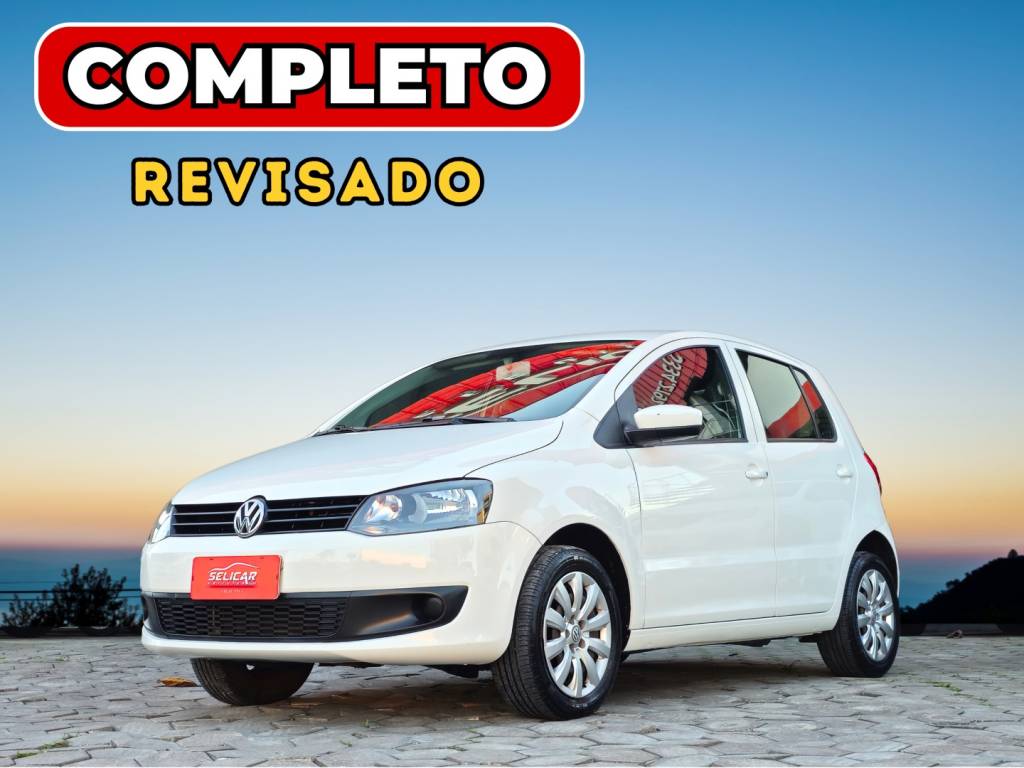 Volkswagen Fox 1.0 MI 8V FLEX 4P MANUAL    2014