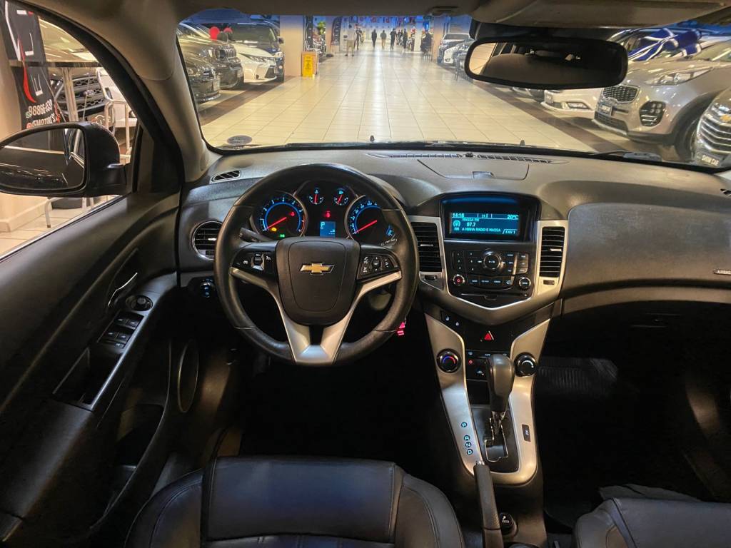 Chevrolet Cruze 1.8 hb sport lt flexp. aut 8v    2012