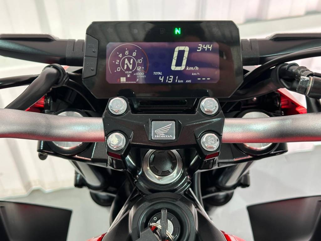 Honda CB 300 F twister cbs    2024