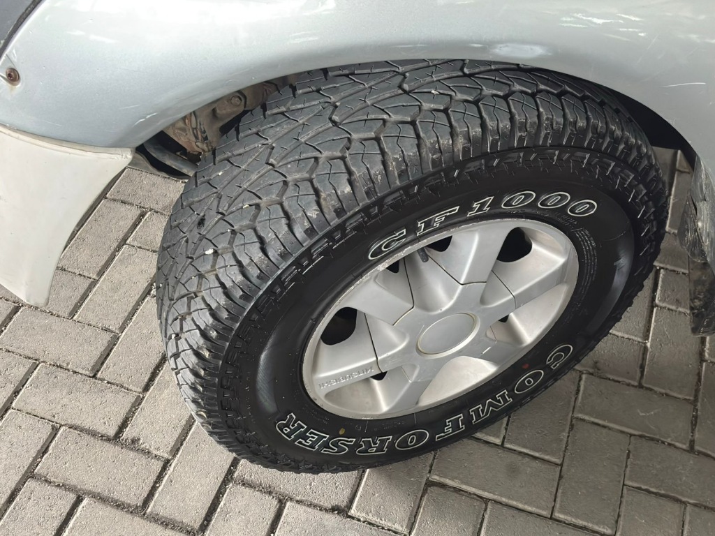 Mitsubishi L200 2.5 gls turbo diesel 4x4    2002