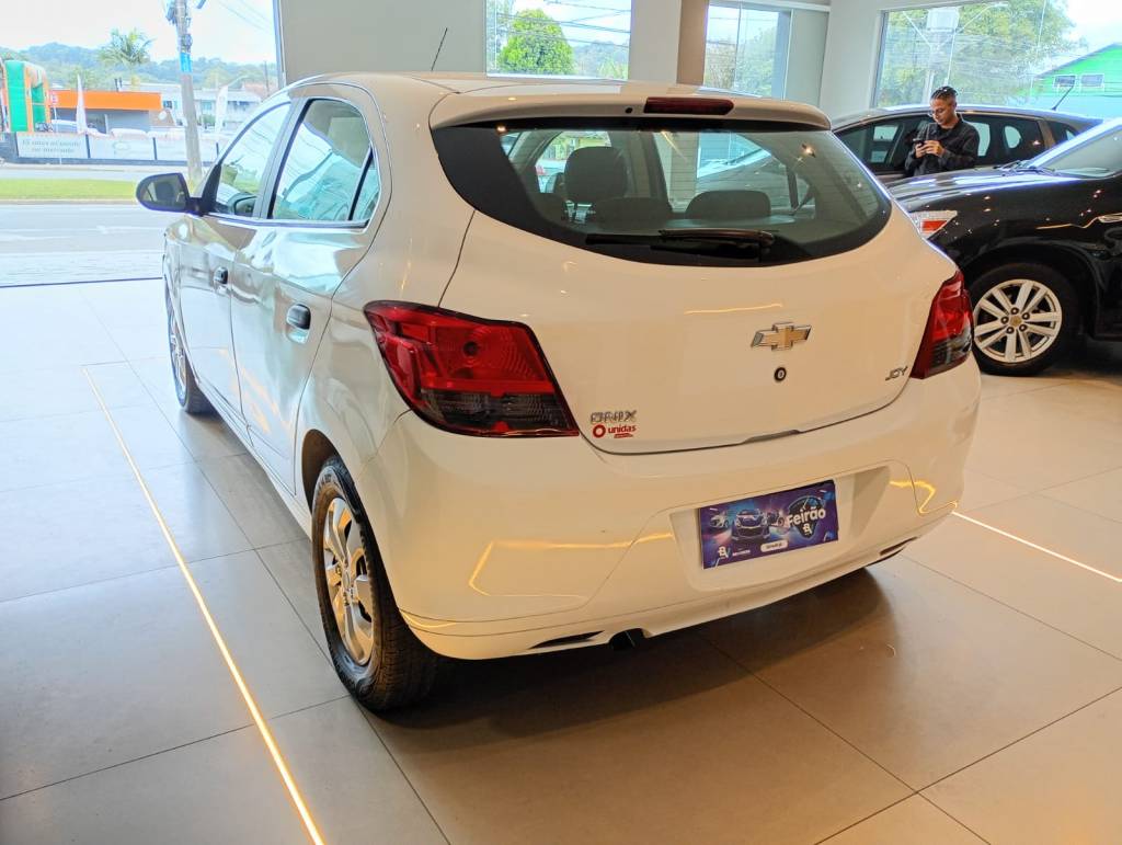 Chevrolet Onix 1.0    2019