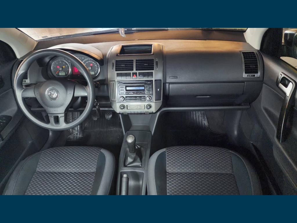 Volkswagen Polo     2014