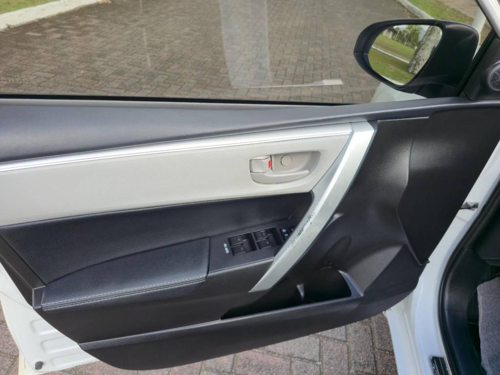 Toyota Corolla Xei 2.0 flex 16v aut.    2018