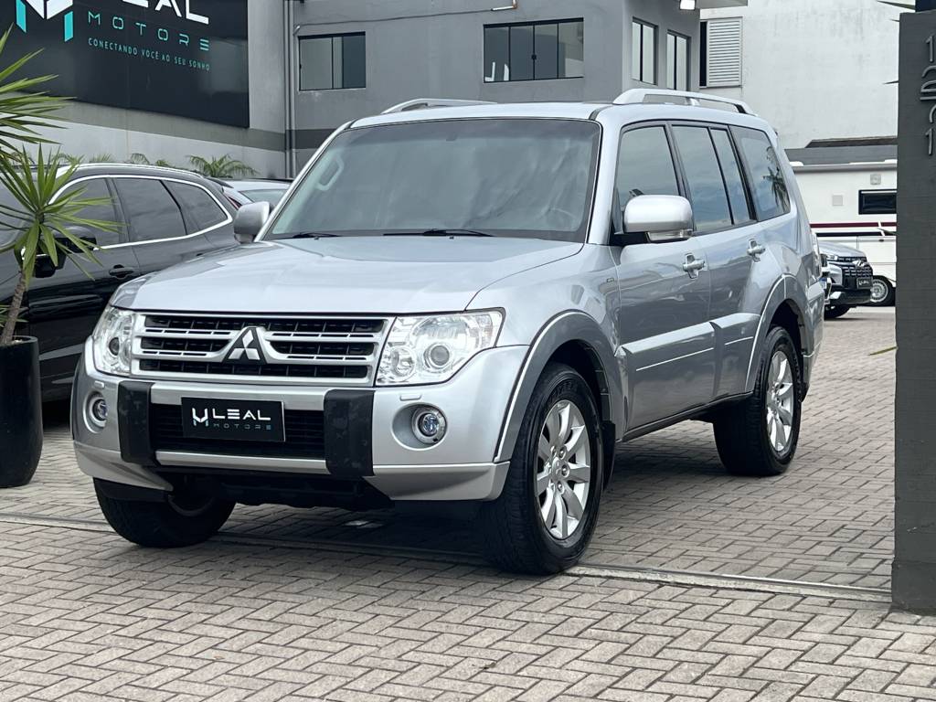 Mitsubishi Pajero 3.2 16V    2011