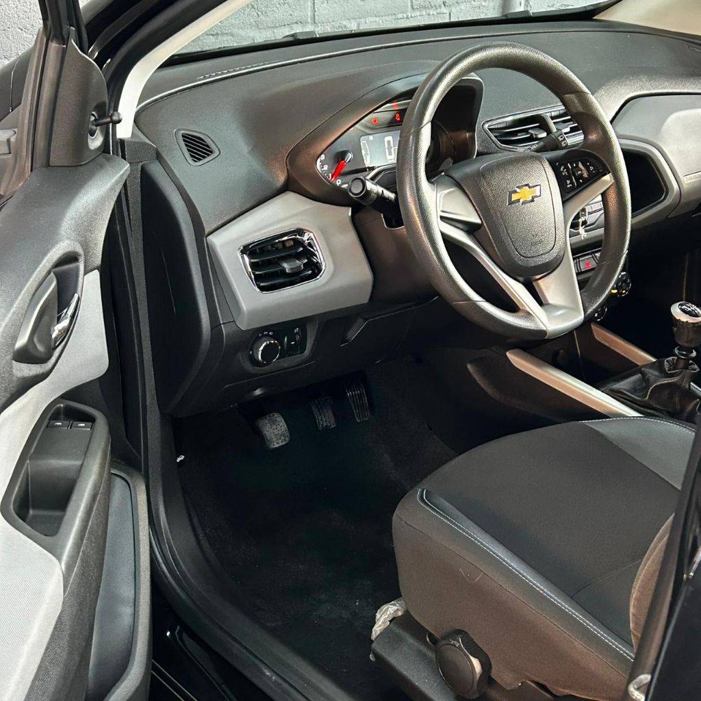 Chevrolet Onix Hatch lt 1.0 8v flexpower 5p mec.    2019