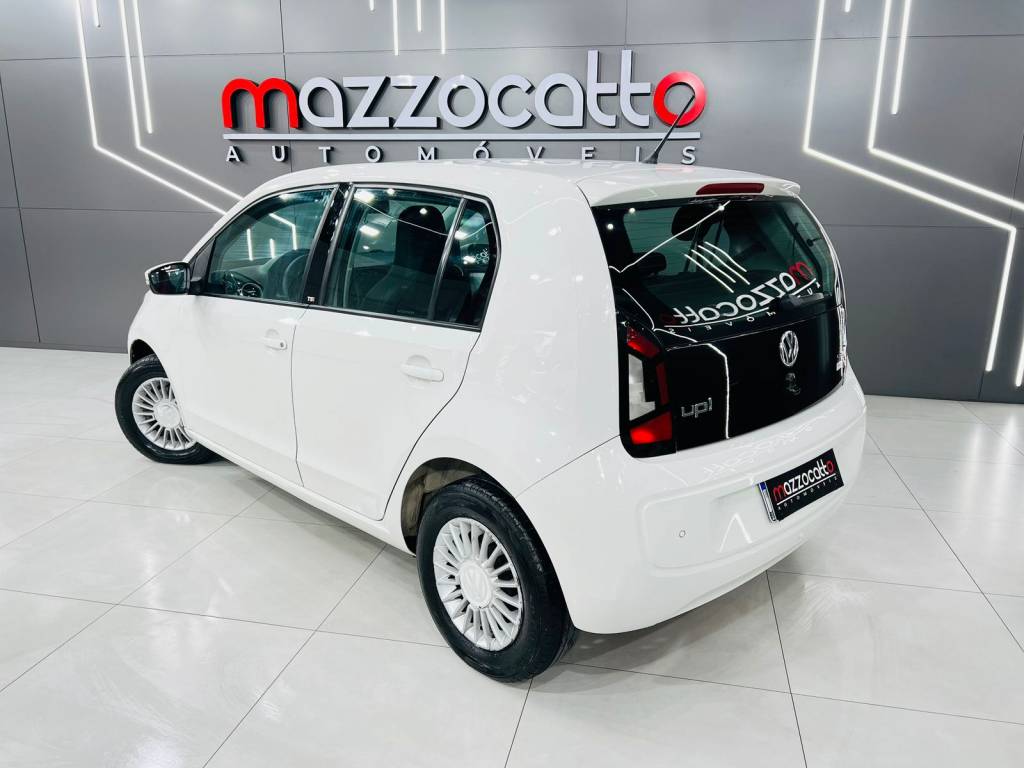 Volkswagen Up 1.0 tsi total flex 12v 5p    2017