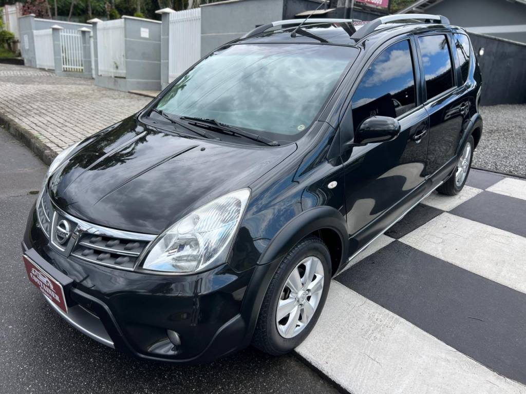 Nissan Livina 1.8 16V    2014
