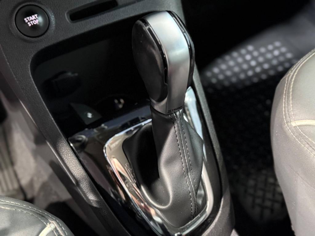 Renault Captur Inten 16a    2019