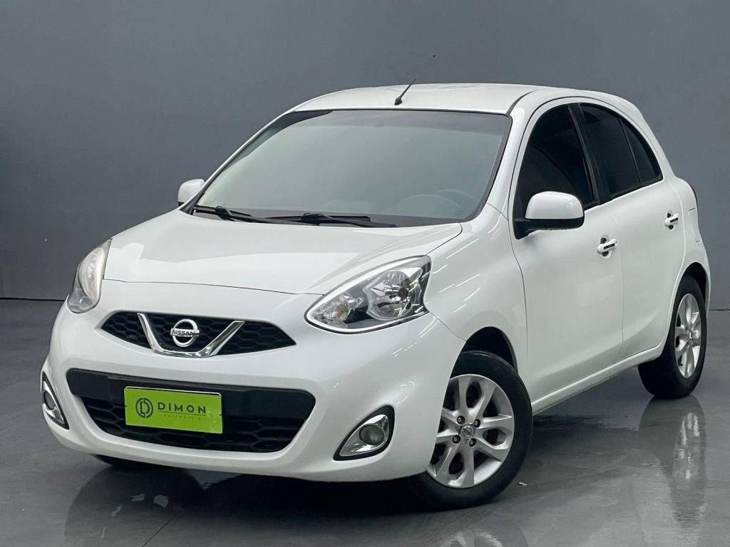Nissan March SV 1.0 12V Flex 5p    2017