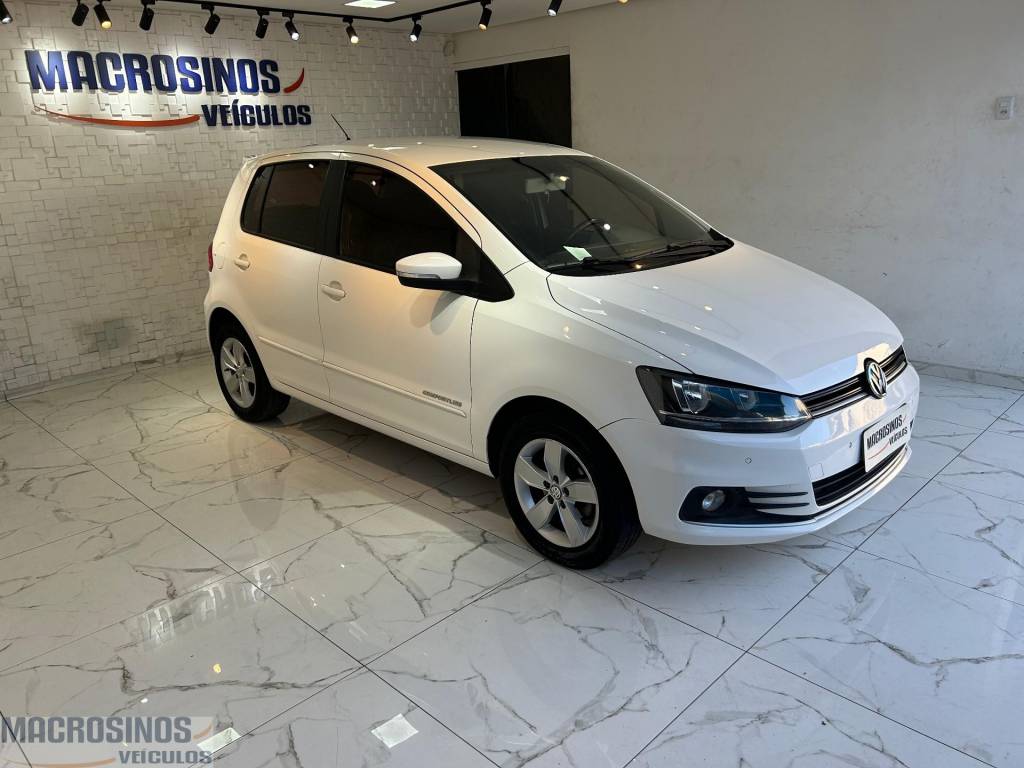 Volkswagen Fox Comfortline 1.0 Flex    2017