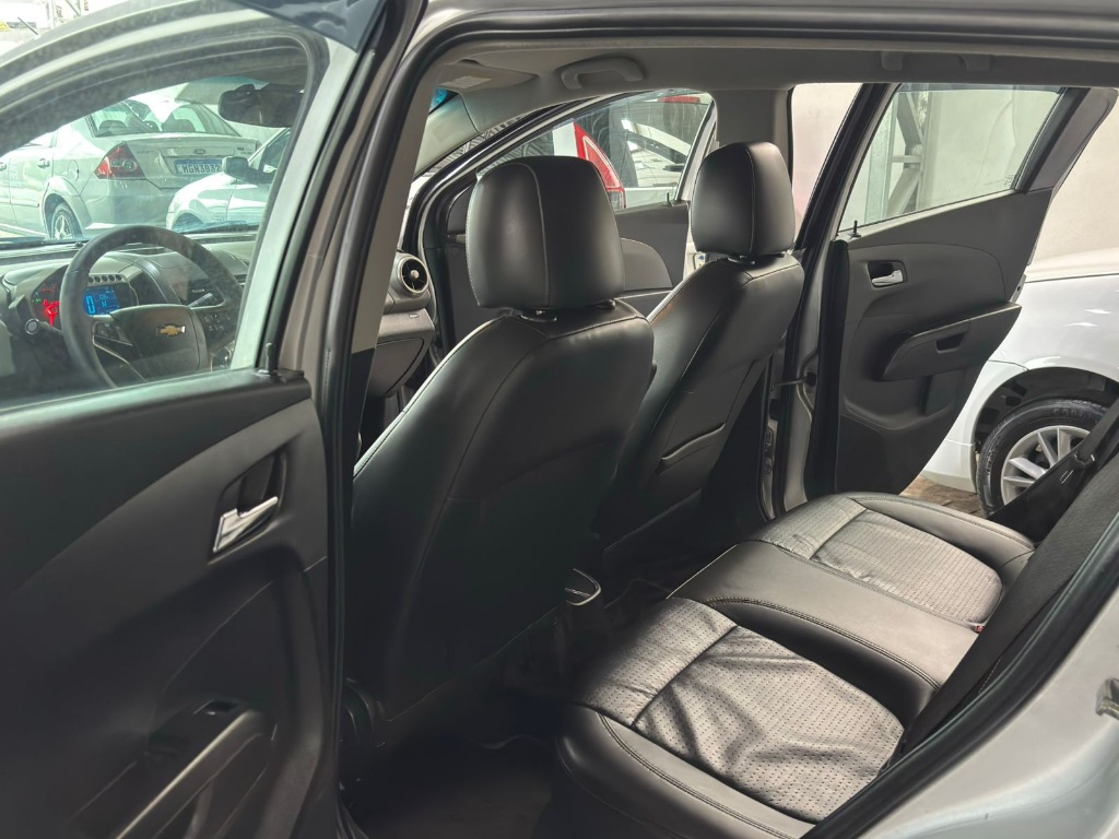 Chevrolet Sonic Ltz 1.6    2014