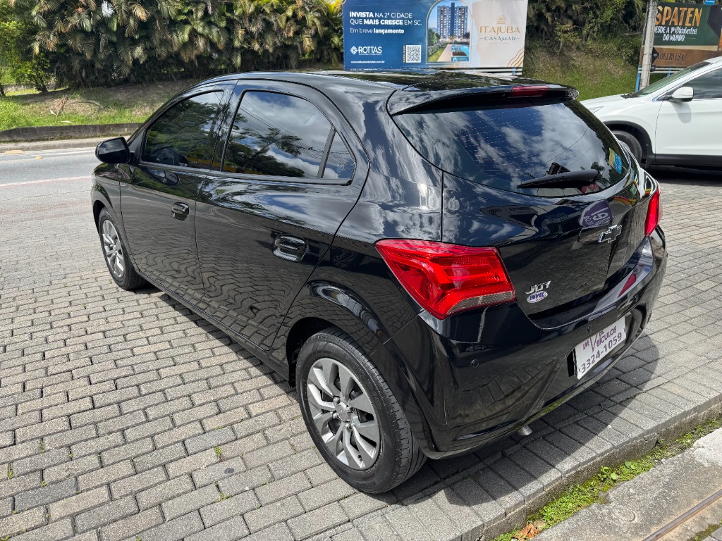 Chevrolet Onix 1.0 joy black    2021