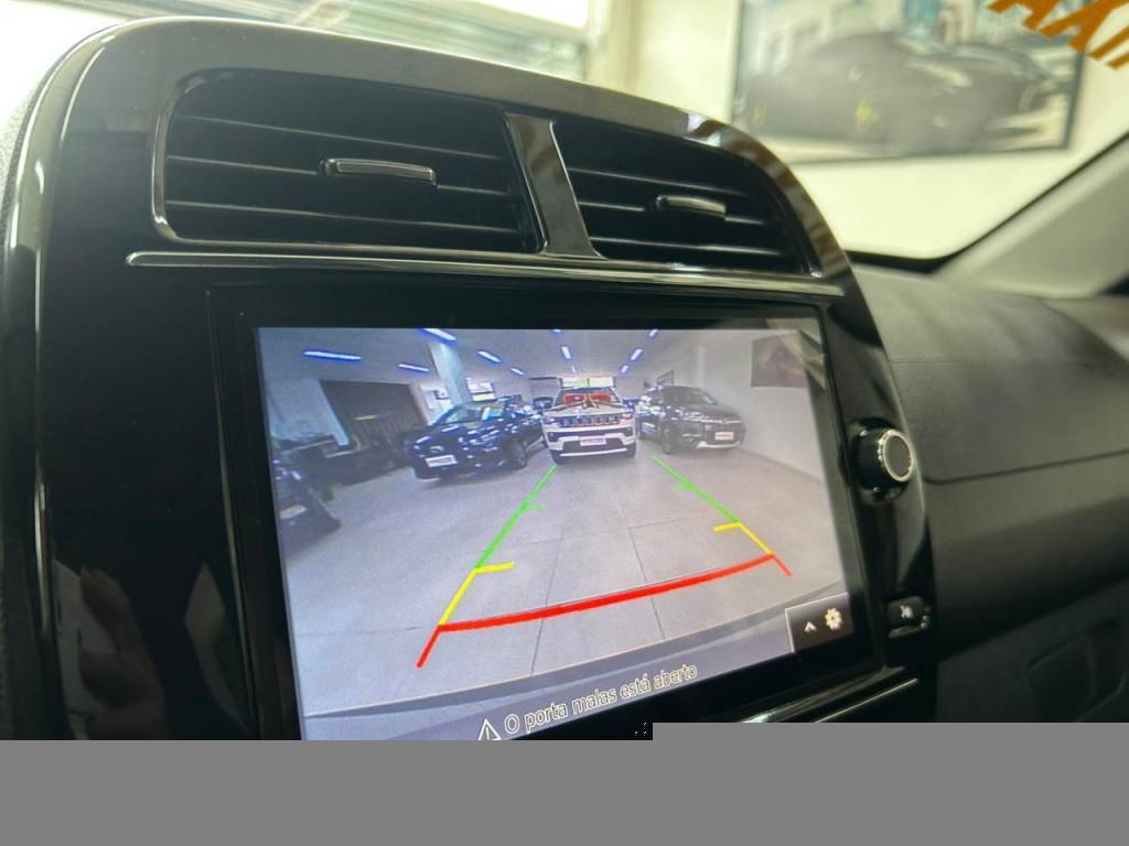 Renault Kwid Outsider 1.0 flex 12v 5p mec.    2025