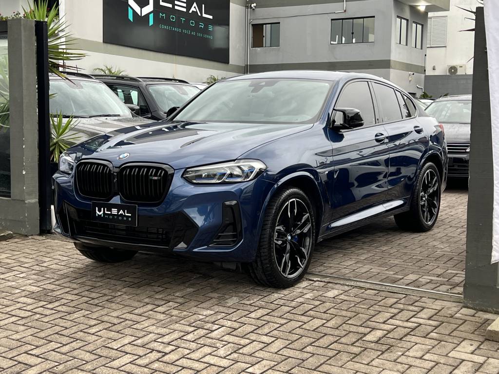 BMW X4 3.0 24V    2022