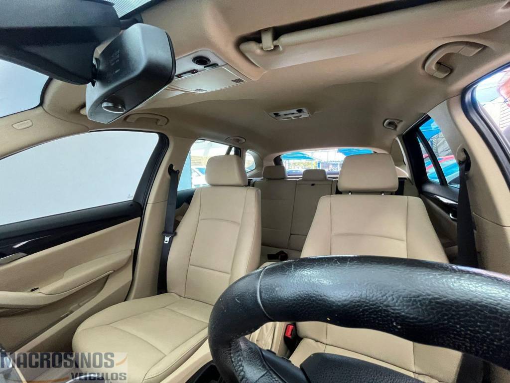 BMW X1 Bmw i/ x1 sdrive20i    2013