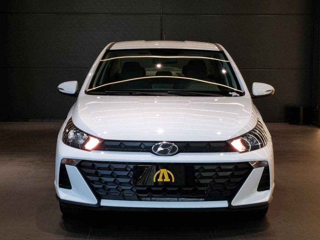 Hyundai HB20S Comfort 1.0  flex 12v manual.    2023
