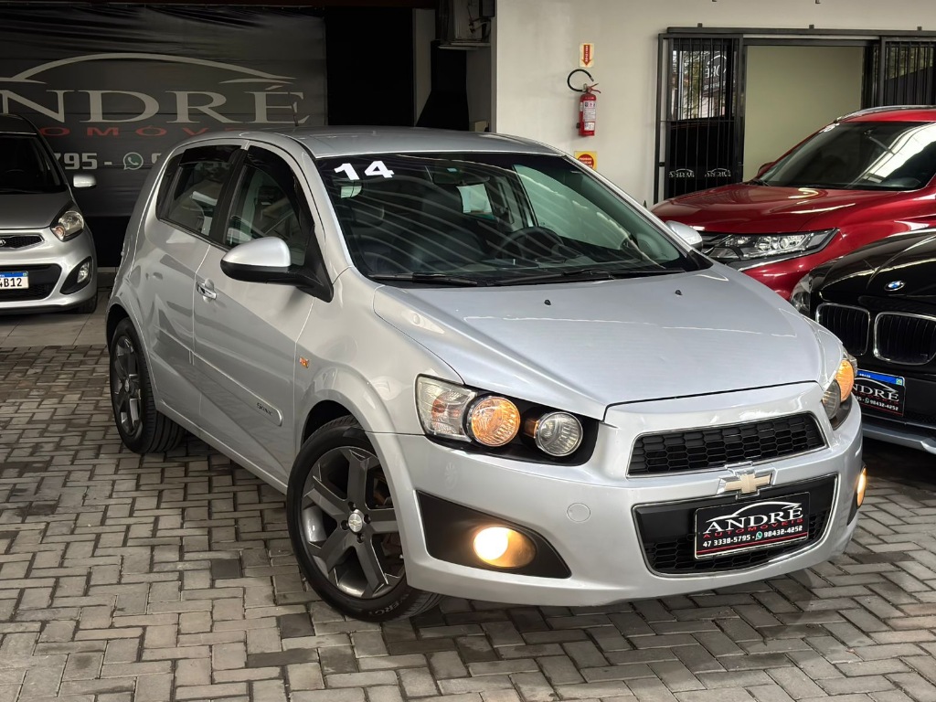 Chevrolet Sonic Ltz 1.6    2014