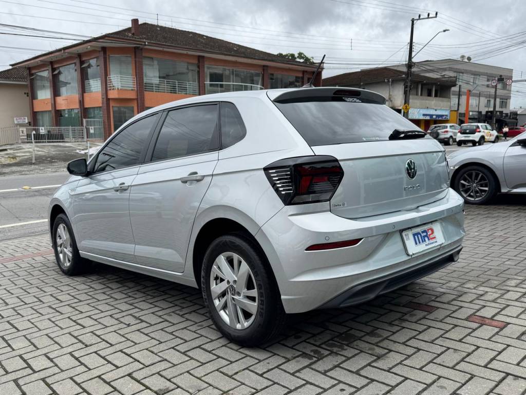 Volkswagen Polo 1.0 comfortline tsi flex aut.    2024